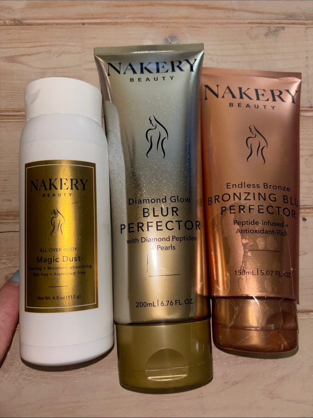 Nakery Beauty Glow & Bronzing Set plus magic dust 738